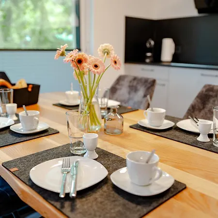 Apartamento #9 jsliving Business - barrierefrei Terrasse Küche SmartTV kostenloser Parkplatz