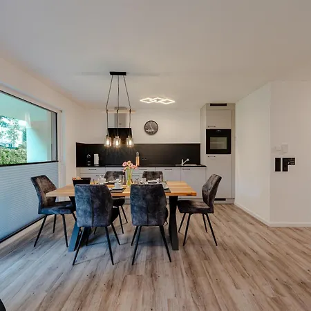 #9 jsliving Business - barrierefrei Terrasse Küche SmartTV kostenloser Parkplatz