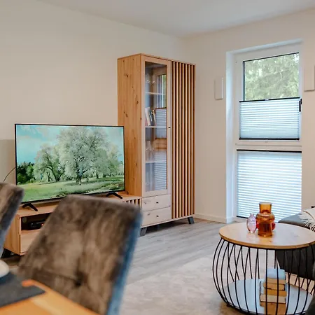 Apartamento #9 jsliving Business - barrierefrei Terrasse Küche SmartTV kostenloser Parkplatz *
