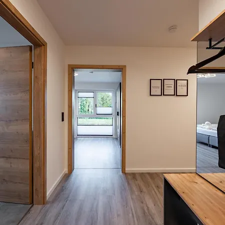 #9 jsliving Business - barrierefrei Terrasse Küche SmartTV kostenloser Parkplatz Apartamento